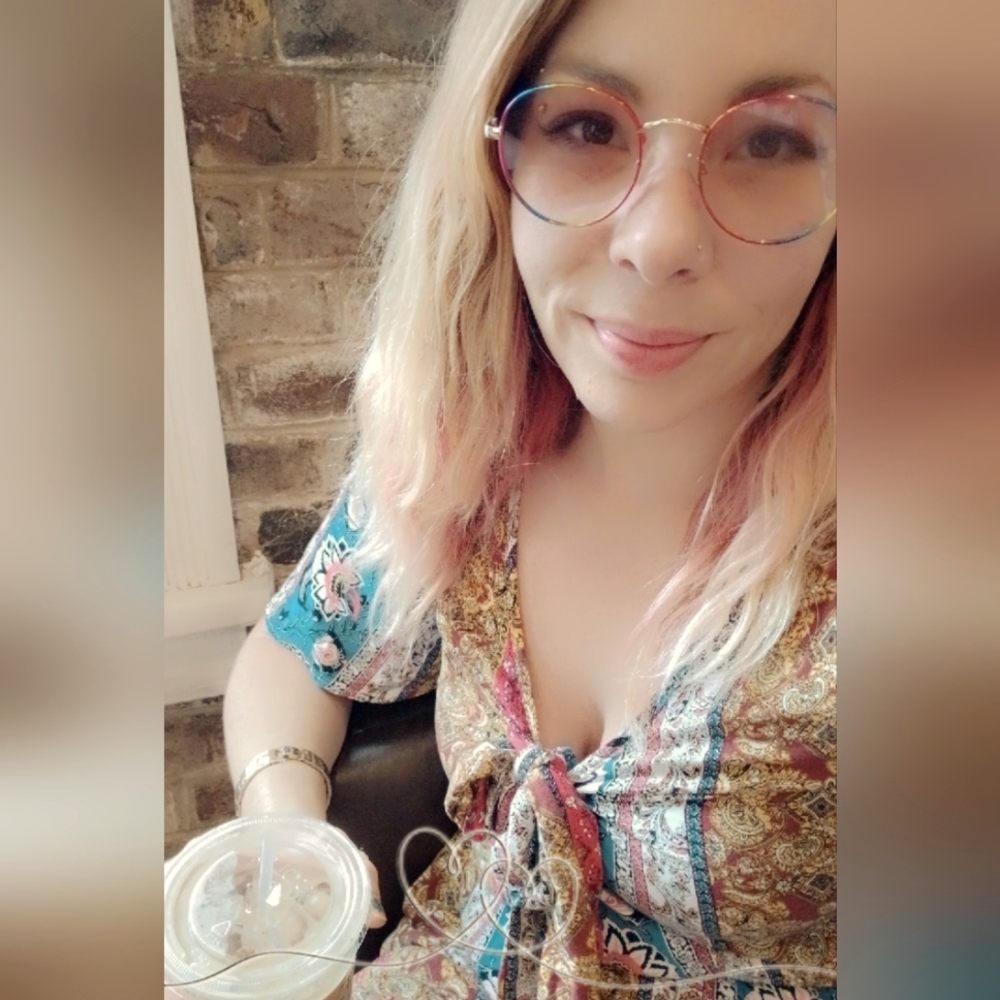 Meet your Posher, Ashli